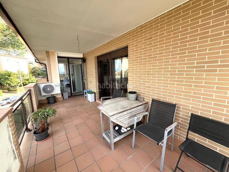 Foto 378efd1d-096d-493f-ac70-f1dd6639406e. Rent flat with heating parking pool in Montjuïc Girona