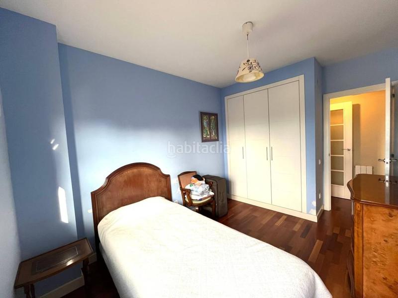 Foto 54e5dfd2-16c3-4961-b32b-51b86fc84e23. Rent flat with heating parking pool in Montjuïc Girona