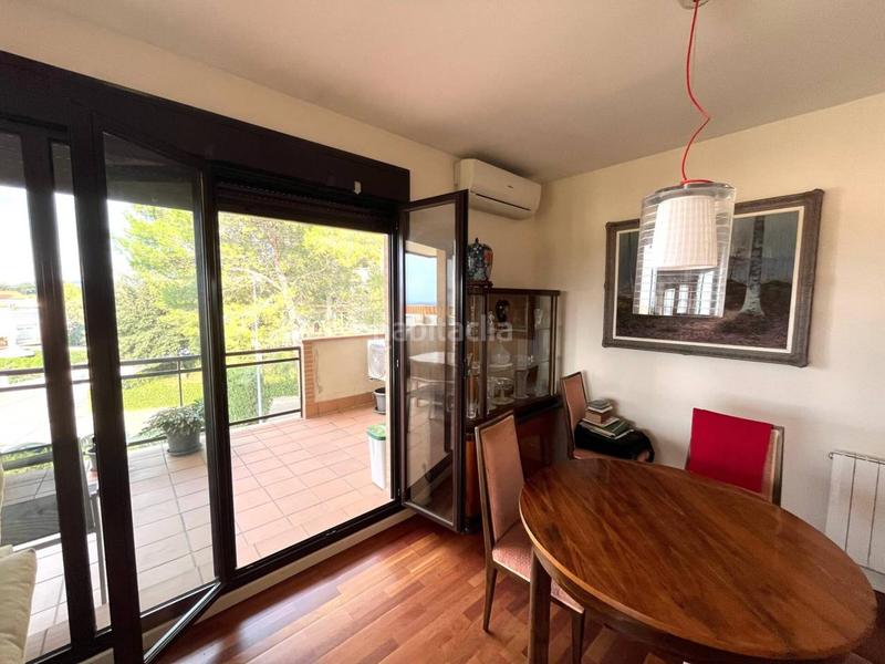 Foto 822a48f5-86dd-4365-9a62-2cf2df32e32c. Rent flat with heating parking pool in Montjuïc Girona