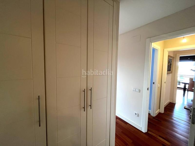 Foto b8f3dcdd-8acb-4e2b-a6dc-8083787fc9ad. Rent flat with heating parking pool in Montjuïc Girona