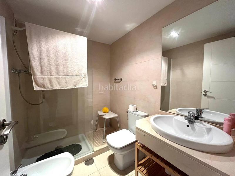 Foto e3a86f7a-fdcf-4555-b60c-de59f0331280. Rent flat with heating parking pool in Montjuïc Girona