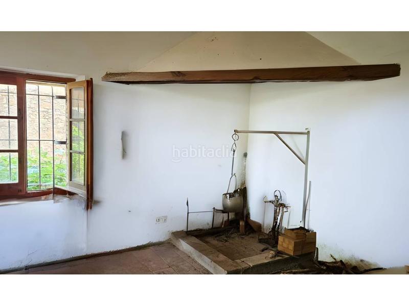 Foto 0586c092-2526-4e66-bae0-f2c4619ba0a3. Casale con riscaldamento parcheggio in Llofriu