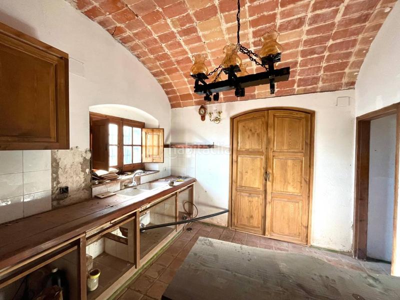 Foto 4459b054-156f-4eb5-9c22-3d3dcb400e46. Casale con riscaldamento parcheggio in Llofriu