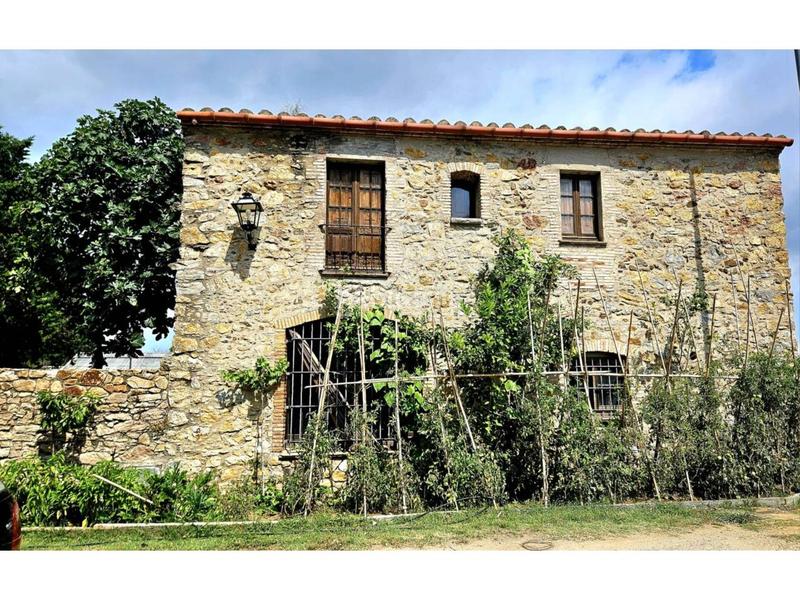 Foto 6c691ff1-407c-4a9a-bd7a-d4ee3d754d7a. Casale con riscaldamento parcheggio in Llofriu