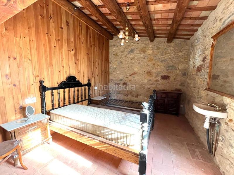 Foto 81edb6b0-0e39-480e-804a-220f12079dbf. Casale con riscaldamento parcheggio in Llofriu