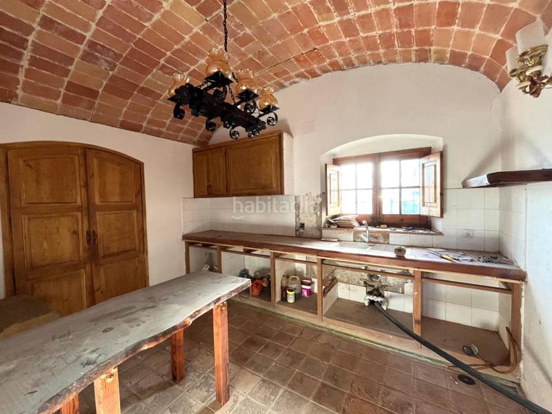 Foto d03fd249-3b1a-4c1e-9be6-cd5ecb1a2d06. Casale con riscaldamento parcheggio in Llofriu