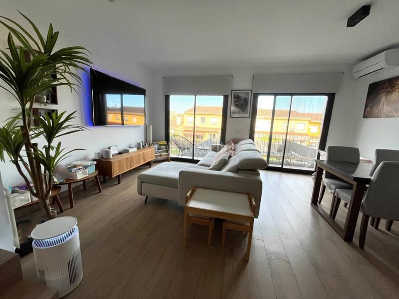 Foto 4d89e063-2073-4081-b615-10b10bca566b. Casa amb aparcament a Sils