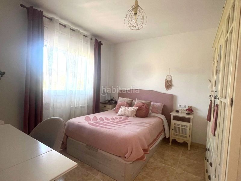 Foto f3a699a4-4b8c-437b-8f3d-8c57dfa67ba3. Casa amb aparcament a Vilobí d´Onyar