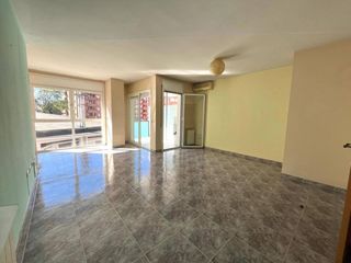 Pis a La Devesa. Piso con parking en venta en la devesa