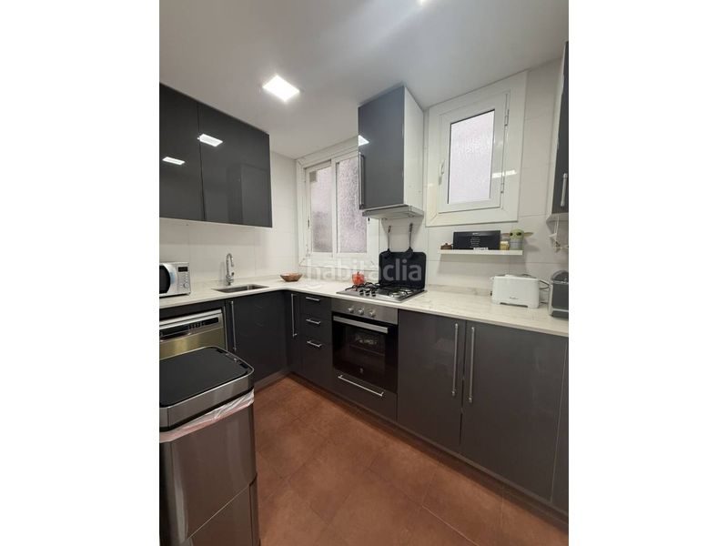 Foto ac4ff929-85f6-412c-a994-b1bfa9b3fef7. Pis amb calefacció a Putget - Farró Barcelona