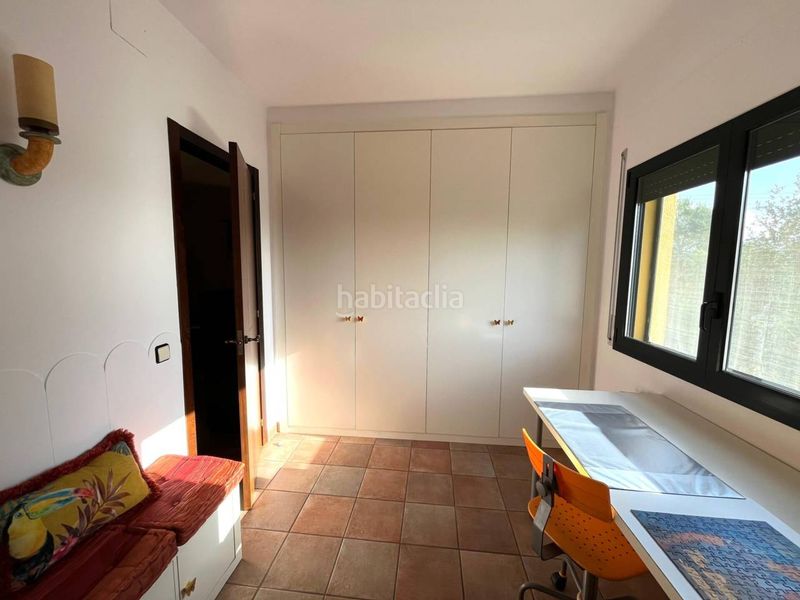 Foto 4903b137-39de-43ed-849a-07e913ad8a41. Casa amb calefacció aparcament a Montilivi Girona