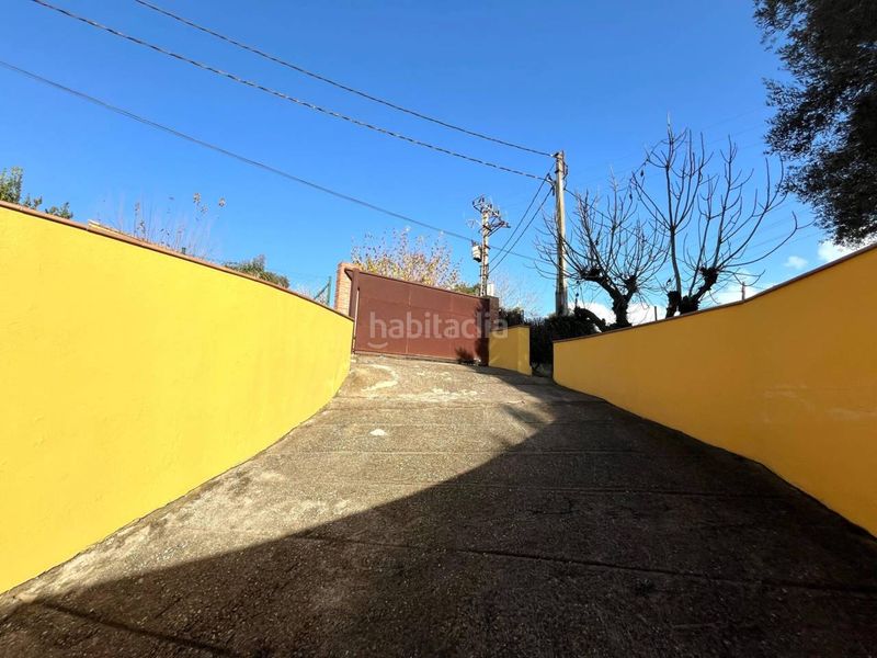 Foto 7b3723bb-6d83-409e-bb12-fbe1ff95815d. Casa amb calefacció aparcament a Montilivi Girona