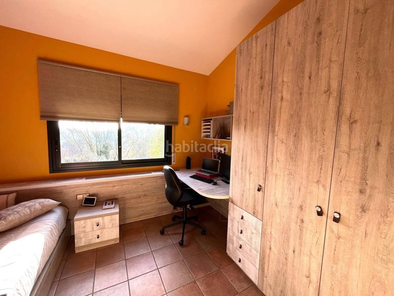 Foto d110da14-8501-443d-9a32-20b2177694a4. Casa amb calefacció aparcament a Montilivi Girona