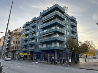 Pis  Calle barcelona. Piso en venta girona centro