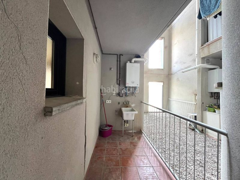Foto 44cb7c92-5b83-48c0-ad3d-ac00de017ad7. Etagenwohnung mit heizung in La Devesa Girona