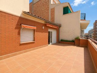 Attique  Travesia creu. Atico en venta en eixamplecentre17002