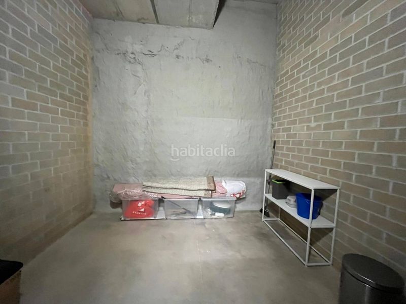 Foto aa8bdf04-aad3-4670-8435-40915bb45ac1. Pis amb aparcament a Montilivi Girona