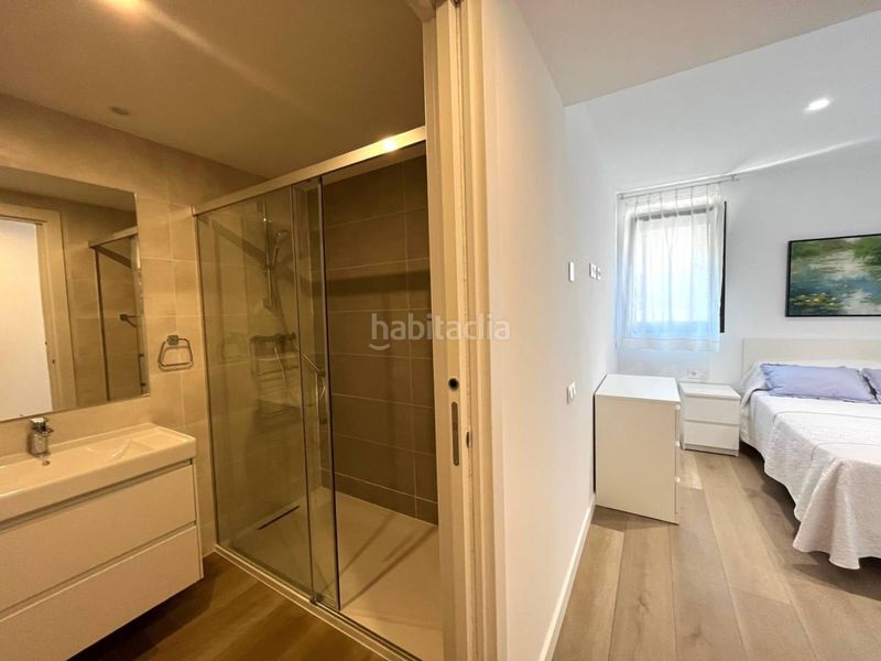 Foto c1b9f4ff-cf9c-4f02-8eda-1771b3f43a7f. Pis amb aparcament a Montilivi Girona
