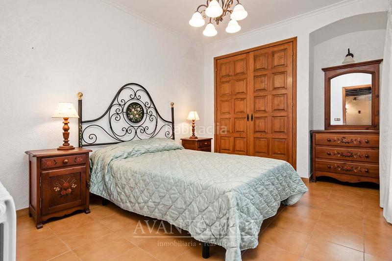 Foto d2b29c4b-7907-45d4-842c-6bc3f0e12891. Xalet a avinguda del taió 133 a Castellví de Rosanes