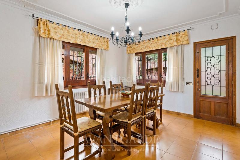 Foto ea3fa17b-a484-448d-b73c-6332f66fede6. Xalet a avinguda del taió 133 a Castellví de Rosanes