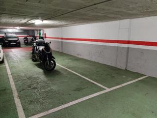 Rent Car parking in Avinguda de vilanova 144