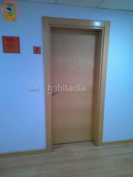 Foto 48d13a31-e272-4edb-9bcc-9d51ebf010ba. Bureau avec chauffage dans San Juan Pamplona / Iruña