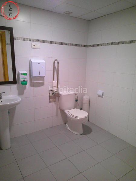 Foto ae912fb0-2898-432d-89dd-b7c588af5f82. Bureau avec chauffage dans San Juan Pamplona / Iruña