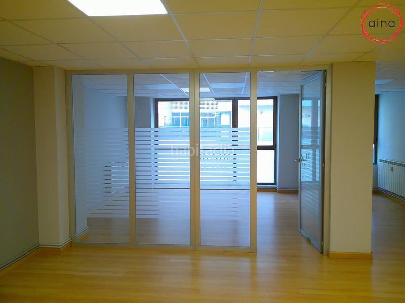 Foto bc105d88-ff66-479d-8465-3ba6666606a5. Bureau avec chauffage dans San Juan Pamplona / Iruña