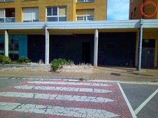 Local Comercial a Huarte / Uharte. Venta local en avda. ugarrandia