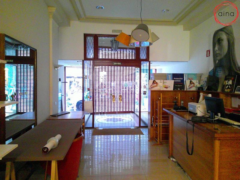Foto 1803d9fa-0829-4e70-8430-edcda55f51d1. Alquiler local comercial venta o alquiler local calle zapatería en Pamplona / Iruña