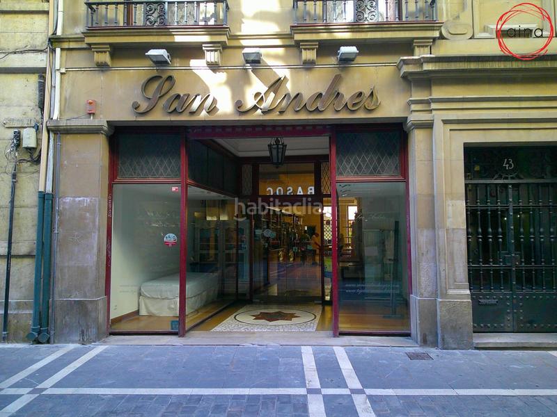 Foto 6fe7a94f-be63-42d8-9917-308b9164e98a. Alquiler local comercial venta o alquiler local calle zapatería en Pamplona / Iruña