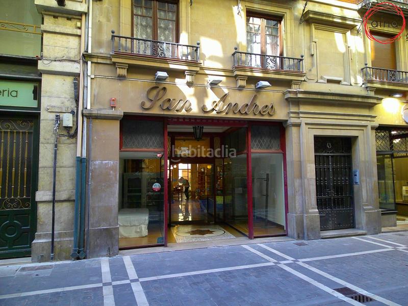 Foto a59e068e-2239-4995-b7e4-bcca10e08bed. Alquiler local comercial venta o alquiler local calle zapatería en Pamplona / Iruña