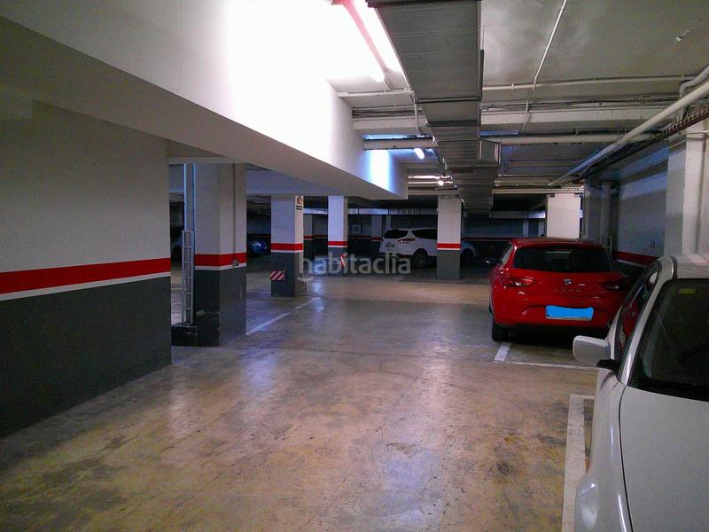 Foto 9888c637-1e26-49b3-909f-a3f260de76da. Alquiler parking coche alquiler plaza de garaje para motos y coche. en Pamplona / Iruña