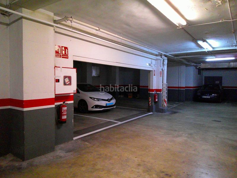 Foto ac583b84-ad47-4a66-a131-2401e3645cb3. Alquiler parking coche alquiler plaza de garaje para motos y coche. en Pamplona / Iruña
