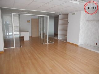 Miete Büro in San Juan. Venta y alquiler de oficina en el centro de san juan