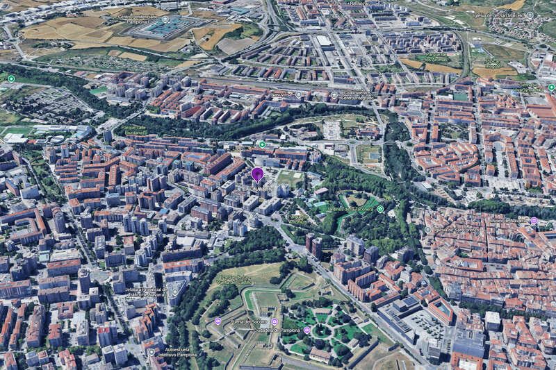 Foto e52307da-3d61-41a9-b95b-a80c0b0e4a0c. Àtic amb calefacció a San Juan Pamplona / Iruña