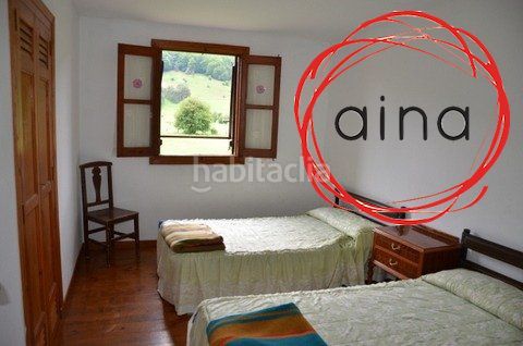 Foto 320aee65-ab10-4f25-8e4c-3473c294b8e2. Casa con parcheggio in Isaba