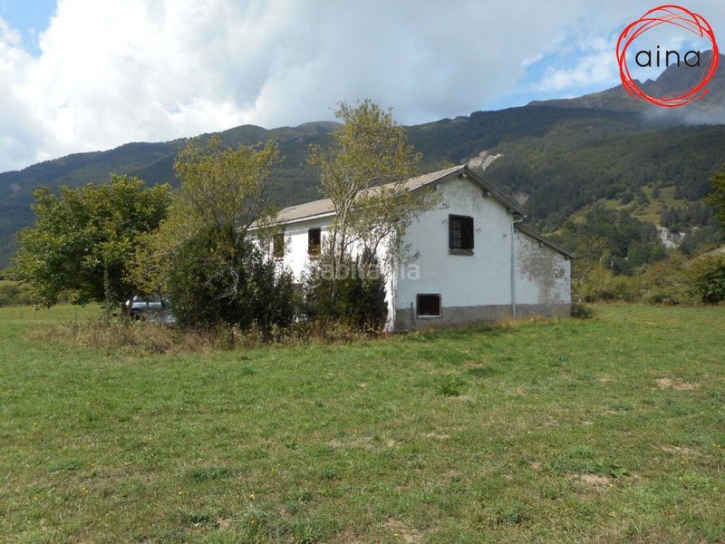 Foto 4593d44c-2036-41f4-8dd7-bff85b1de5de. Casa con parcheggio in Isaba