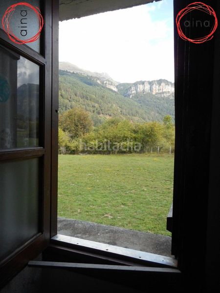 Foto bbebf72c-ed66-4190-b7f2-9d420c00fd26. Casa con parcheggio in Isaba