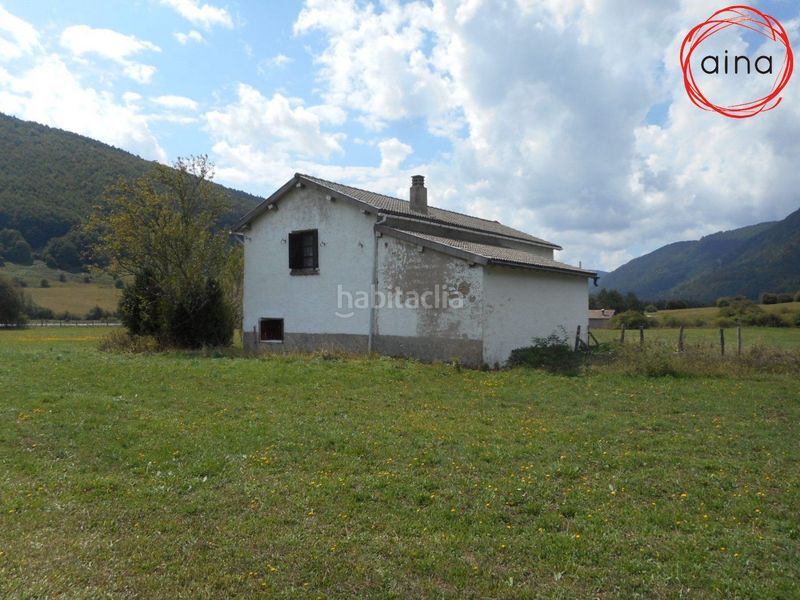 Foto d4d6625c-4e7d-418e-8090-168ac9df5c8f. Casa con parcheggio in Isaba