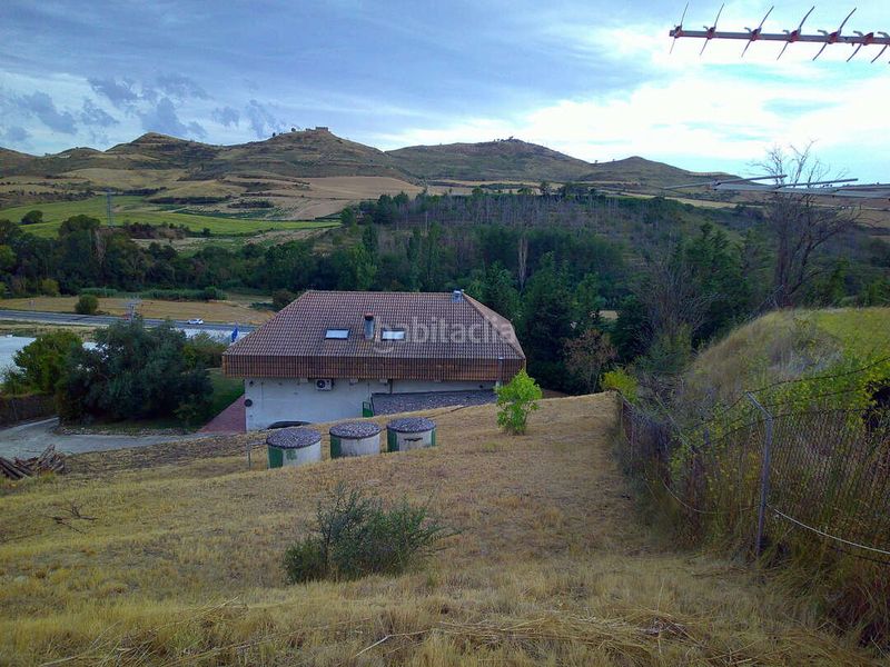 Foto 04f2ceb3-9ba7-4d8c-b879-e17a33d14d74. Chalet in carretera campanas 5 in Puente la Reina / Gares