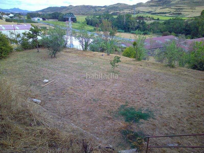 Foto 2f9b43ec-5475-445f-bcba-367058685acb. Chalet in carretera campanas 5 in Puente la Reina / Gares