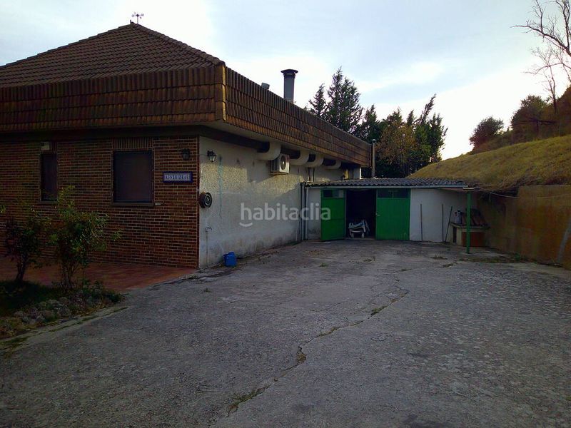 Foto c84b9c49-e30f-49ad-b1b8-d2ec3f0dac6b. Chalet in carretera campanas 5 in Puente la Reina / Gares