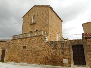 Xalet en Garnoain. Venta torre de palacio con terreno de 1057 m2