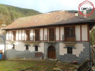 Masia en Uztrroz. Venta casa cruchaga en uztarrozuztarrotze