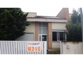 Casa pareada  Caixeta
