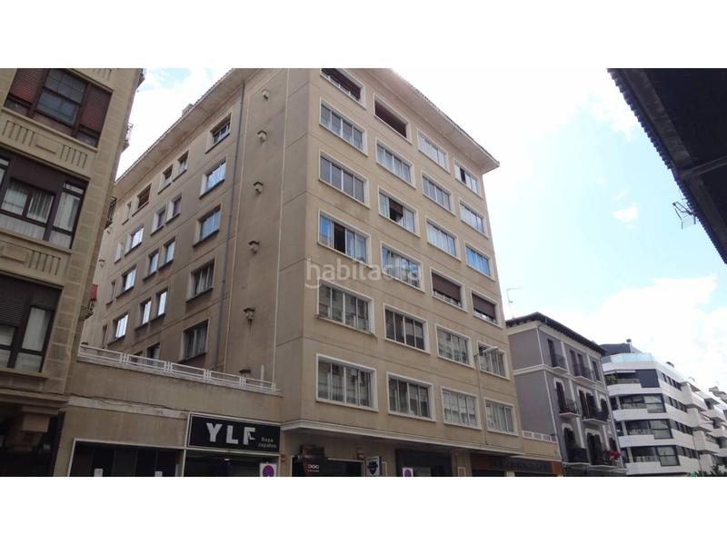 Foto 4920e17e-f06e-4081-8543-1175a2cc4a3a. Piso  en venta en ensanches zabalguneak en Primer Ensanche Pamplona / Iruña