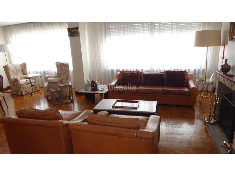 Foto cb866481-b724-4abf-8a37-0dfecda44b13. Piso  en venta en ensanches zabalguneak en Primer Ensanche Pamplona / Iruña