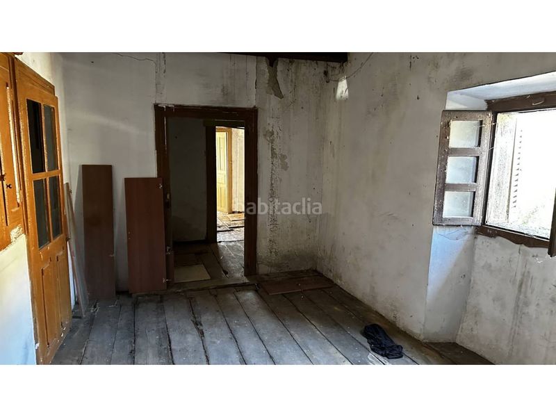 Foto f245d6da-d5a4-43a1-a54a-b34545e34bf4. Haus mit heizung in Esparza de Salazar