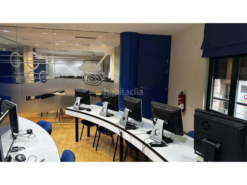 Foto 0c449dcc-b105-4dcf-accb-1bfa8bc819de. Rent building in Primer Ensanche Pamplona / Iruña